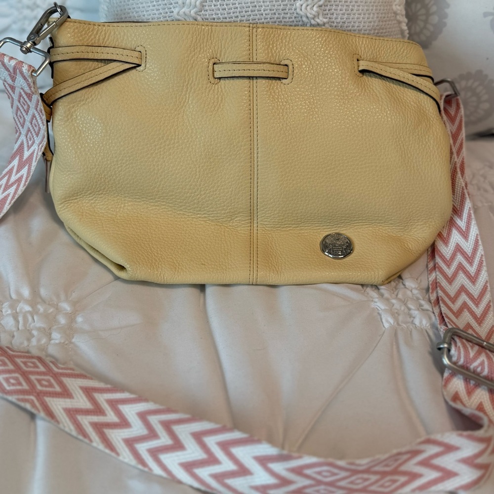 Vince Camuto Nisha Crossbody Yellow Leather Purse With Pink/White
Chevron Strap